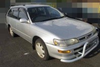 古い車：カローラツーリングワゴン