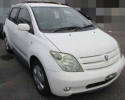 toyota　ist