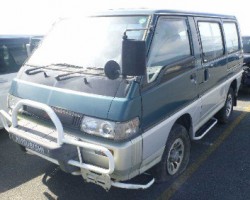 mitsubishi　delicastarwagon