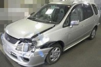 事故車：カローラスパシオ