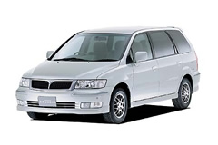 mitsubishi_chariot_grandis